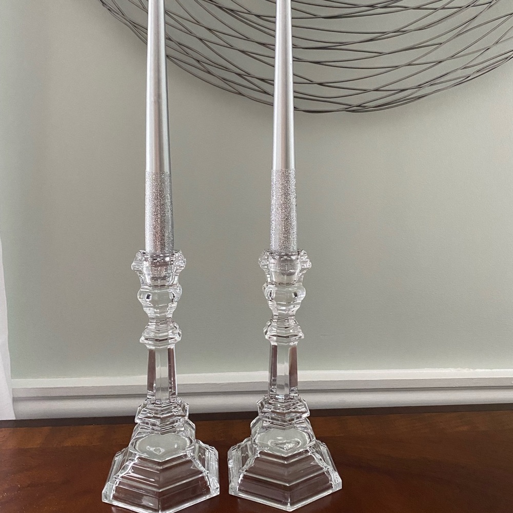 Tiffany vintage set of 2 Plymouth 8 inch candlesticks. - Picture 5 of 6